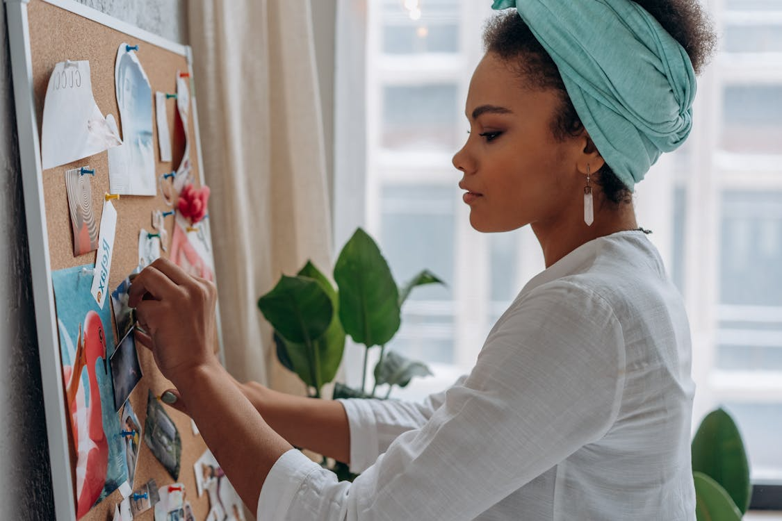 How To Decorate Your Home With The Least Hassle